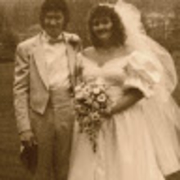 Meet your Posher, Suzanne - Picture 1 of 1